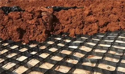 MAKKINARJU ĠEOĊELLI VS MAKKINARJU ĠEOGRIDS